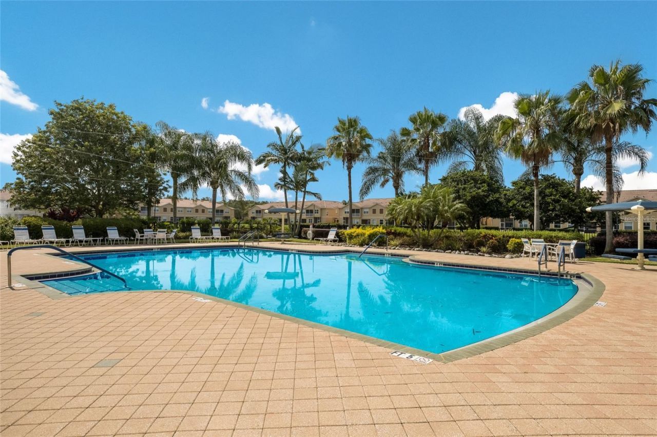 3793 Parkridge Circle, Unit 3-105, Sarasota, FL 34243 Photo
