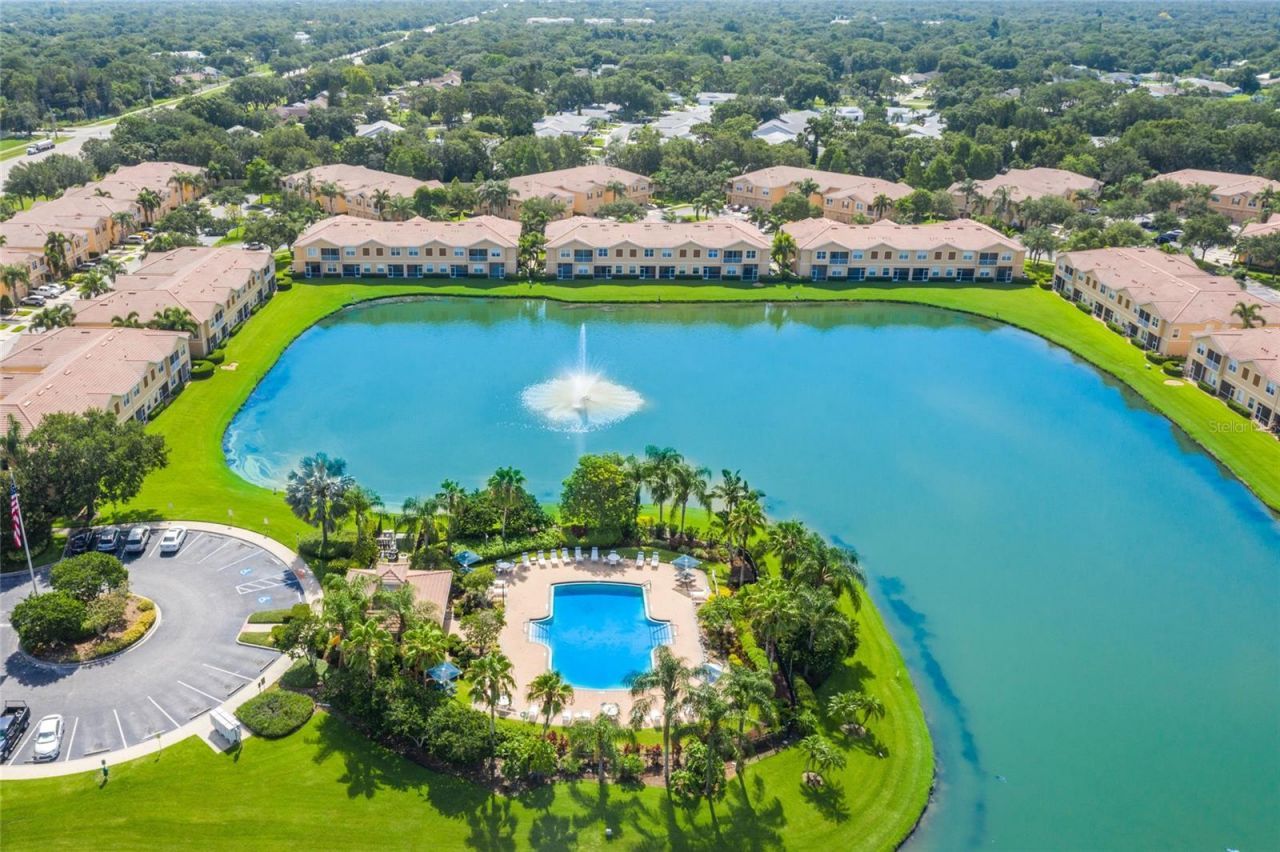 3793 Parkridge Circle, Unit 3-105, Sarasota, FL 34243 Photo