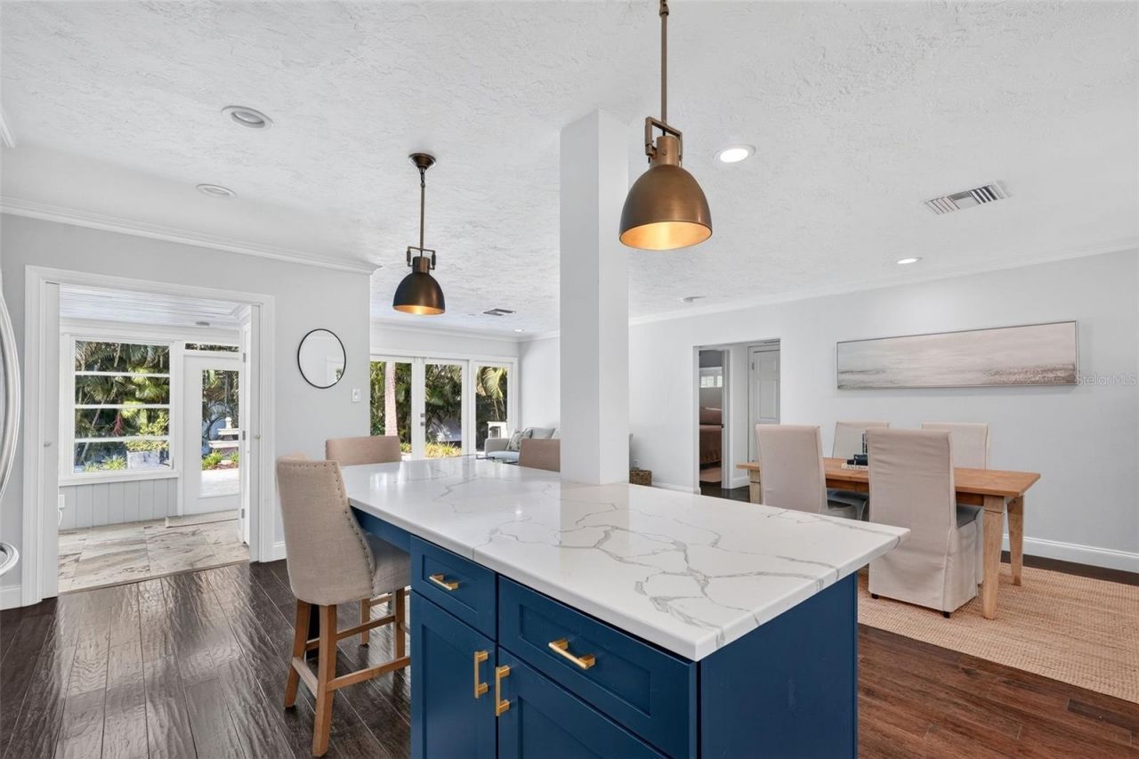 1965 Hibiscus Street, Sarasota, FL 34239 Photo