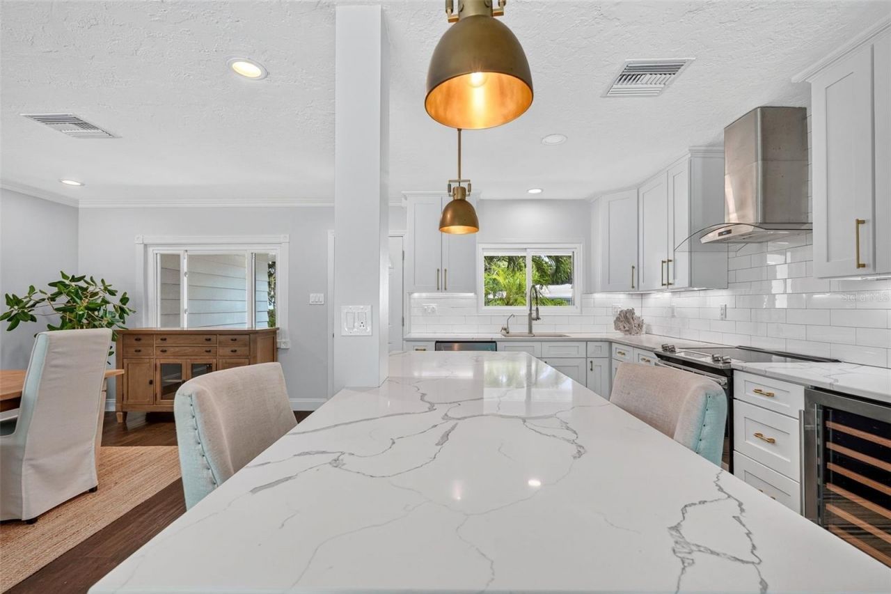1965 Hibiscus Street, Sarasota, FL 34239 Photo