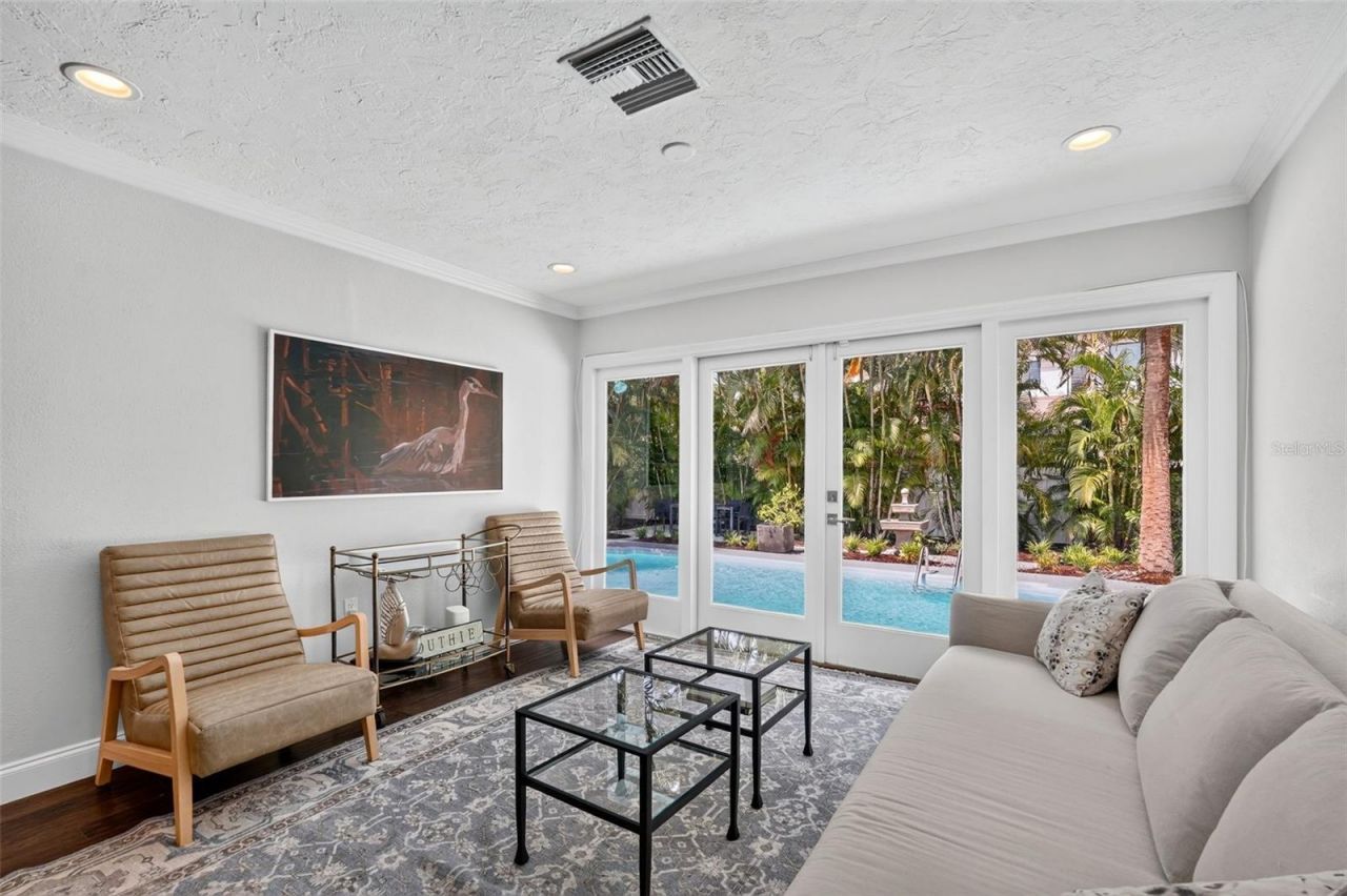 1965 Hibiscus Street, Sarasota, FL 34239 Photo