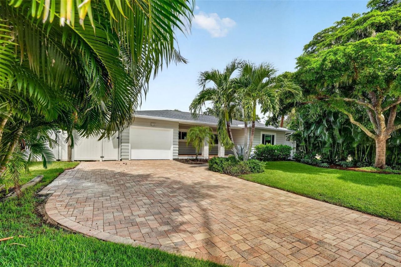 1965 Hibiscus Street, Sarasota, FL 34239 Photo