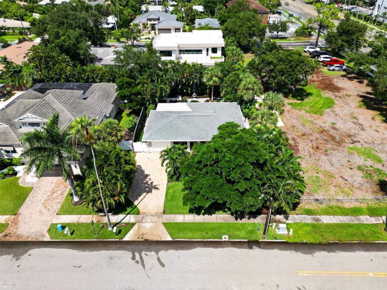 1965 Hibiscus Street, Sarasota, FL 34239 Photo