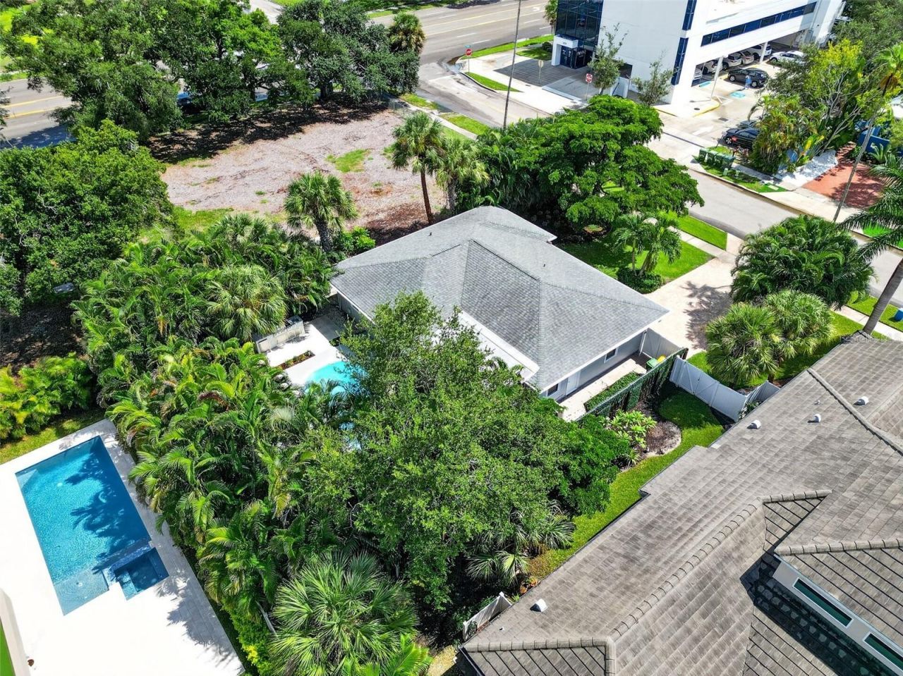 1965 Hibiscus Street, Sarasota, FL 34239 Photo