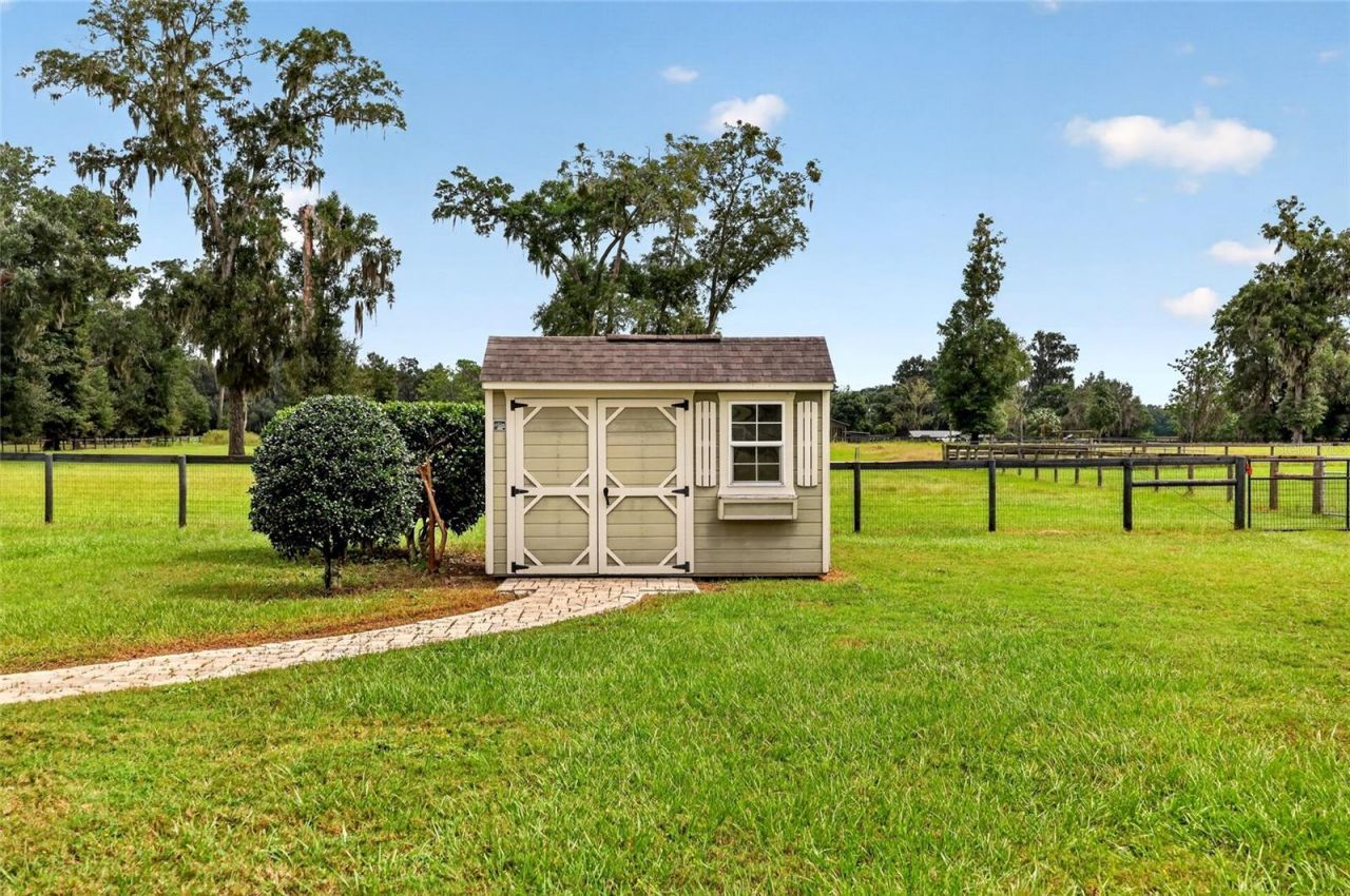 2556 NE 120th Street, Anthony, FL 32617 Photo