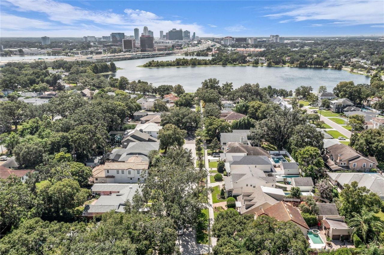 1910 Gerda Terrace, Orlando, FL 32804 Photo