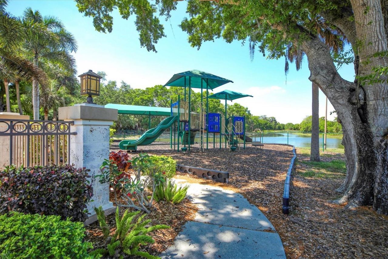 8319 Nice Way , Sarasota, FL 34238 Photo