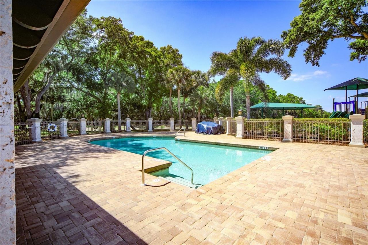 8319 Nice Way , Sarasota, FL 34238 Photo