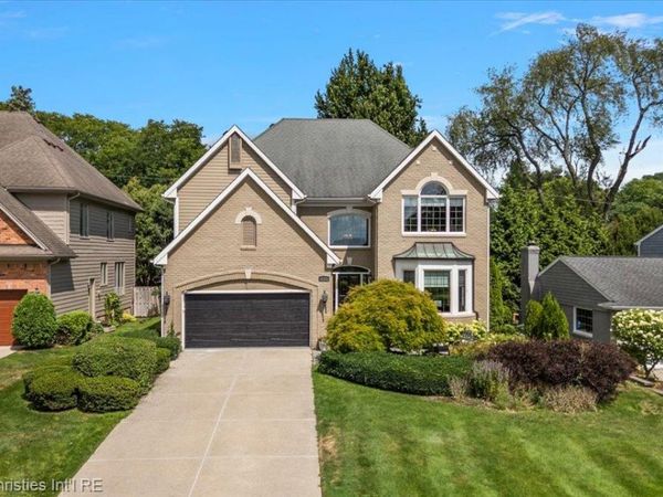 2010 Northlawn Boulevard , Birmingham, Mi 48009