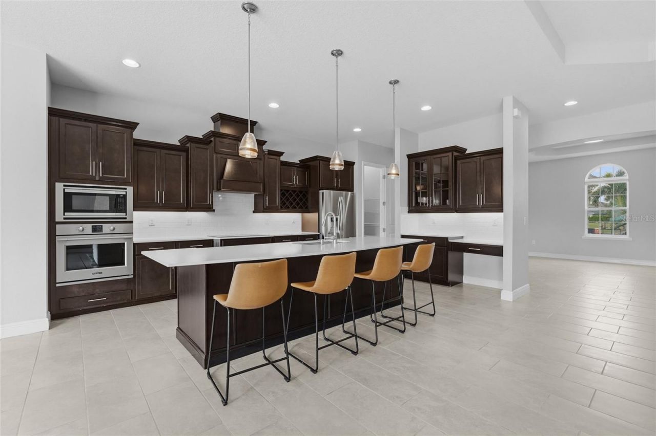 7460 Ripetta Street, Sarasota, FL 34240 Photo