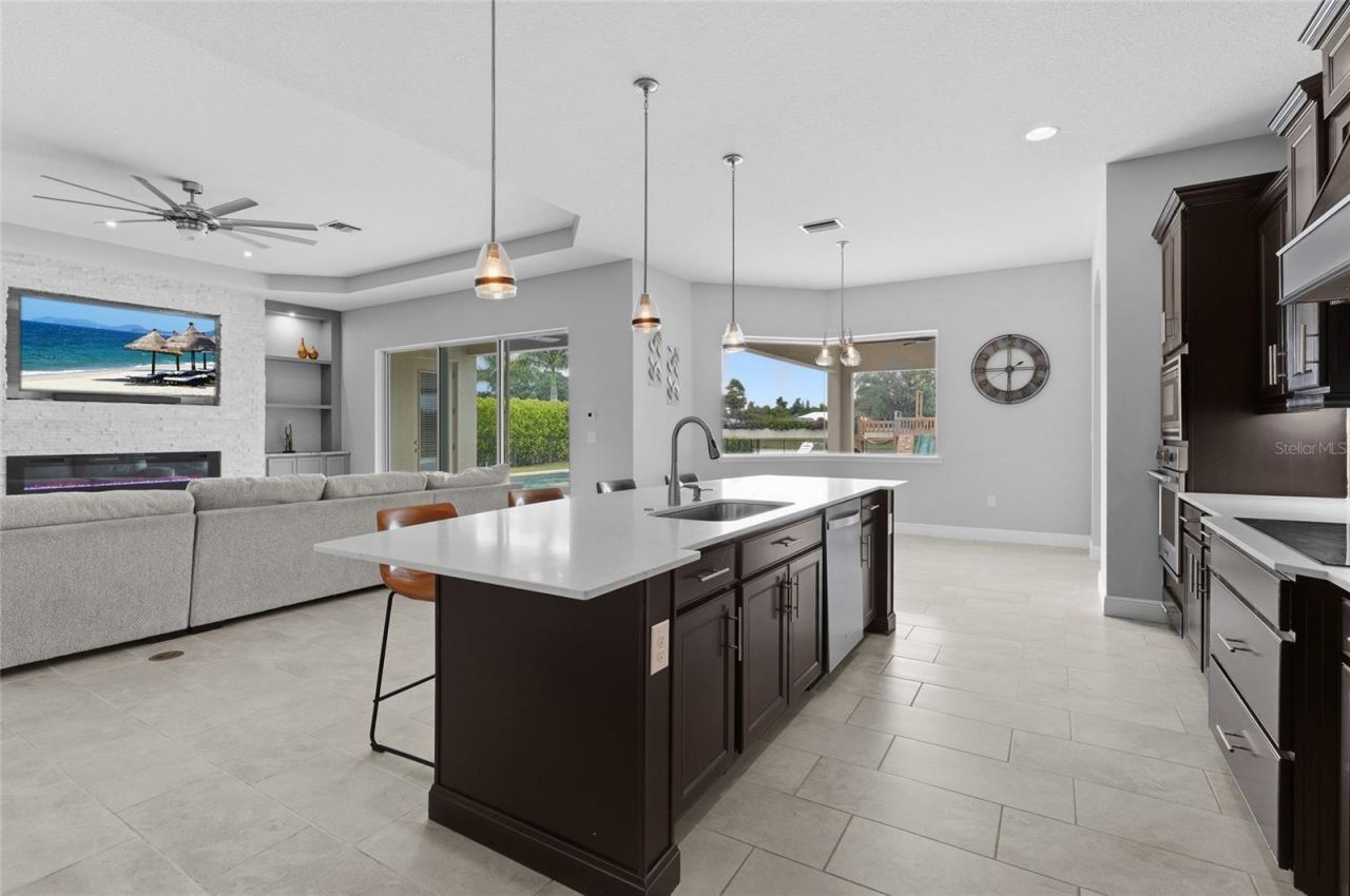 7460 Ripetta Street, Sarasota, FL 34240 Photo