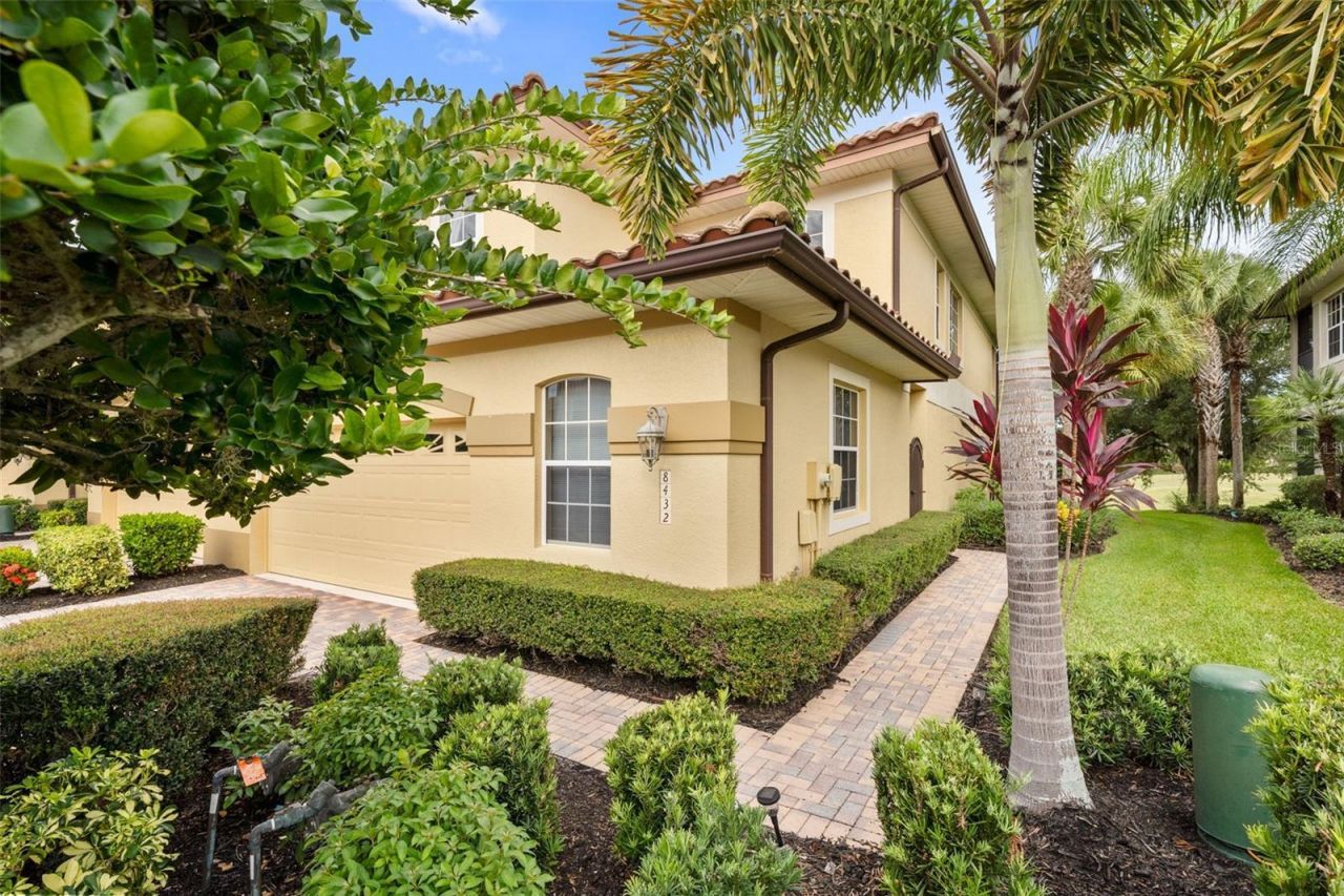 8432 Miramar Way, Lakewood Ranch, FL 34202 Photo