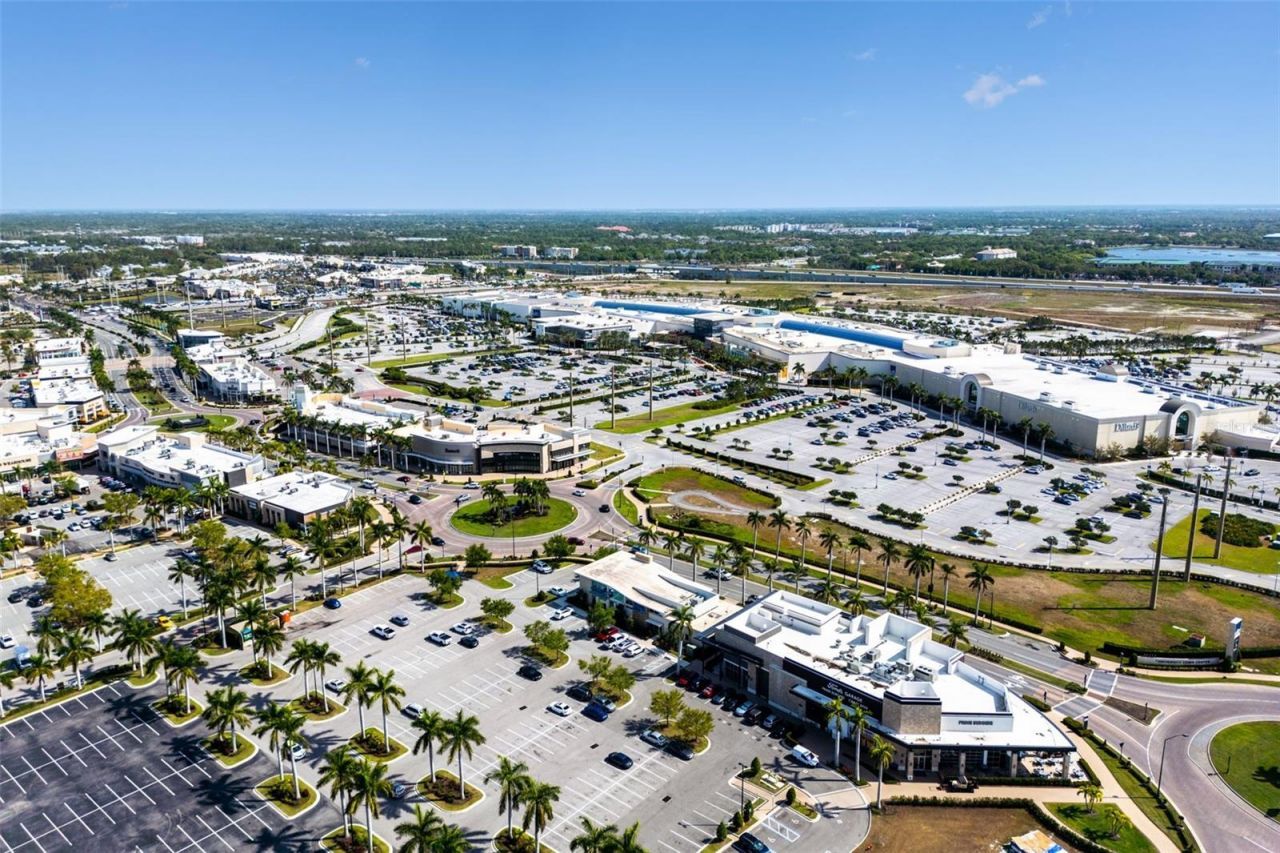 8432 Miramar Way, Lakewood Ranch, FL 34202 Photo