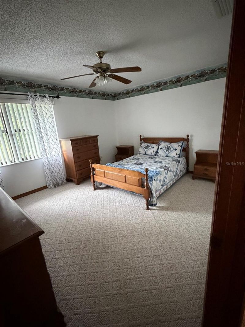 1077 SE 170th Court , Silver Springs, FL 34488 Photo