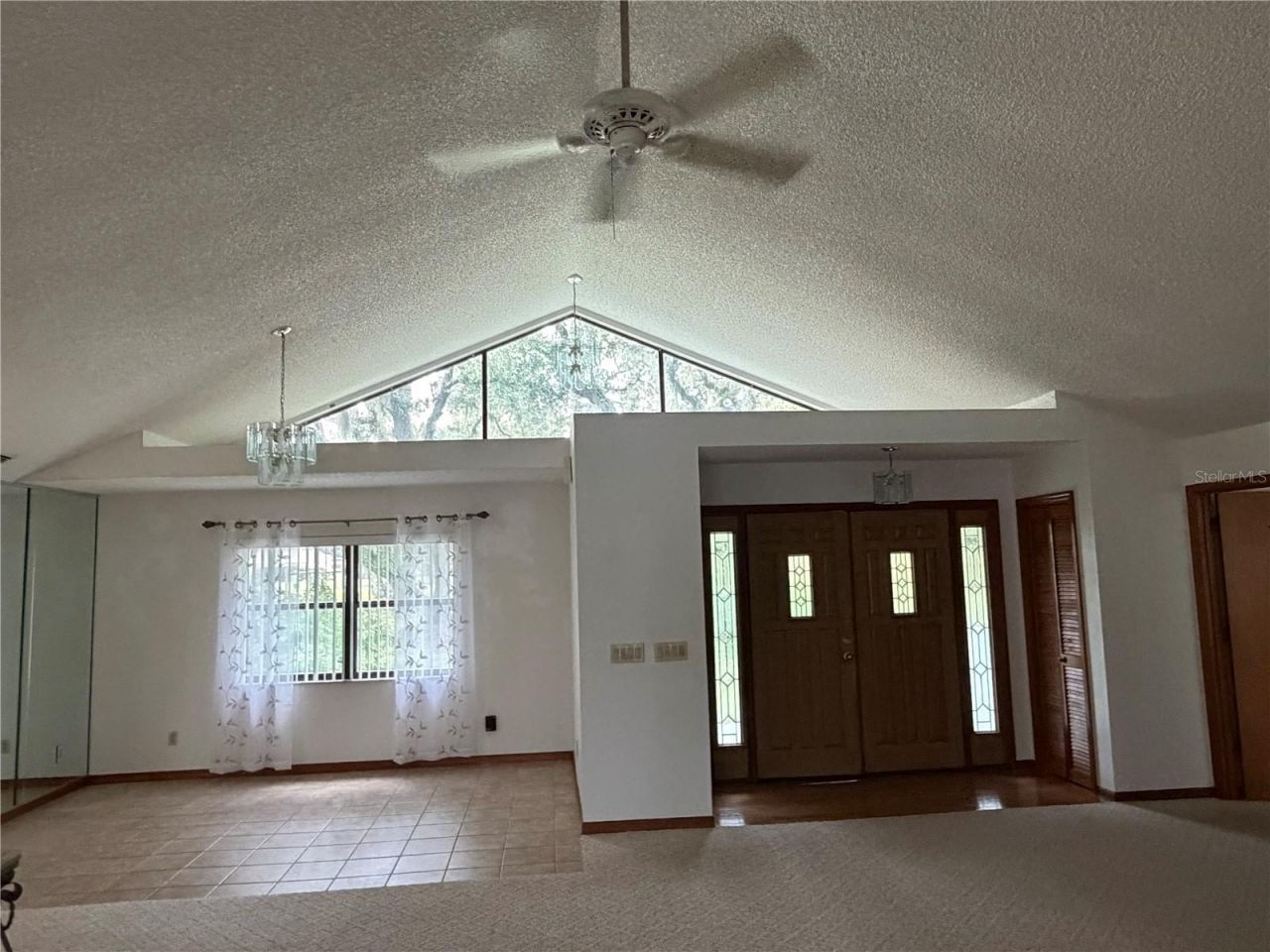 1077 SE 170th Court , Silver Springs, FL 34488 Photo