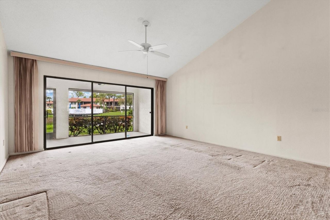 3118 Windrush Bourne, Unit 8, Sarasota, FL 34235 Photo