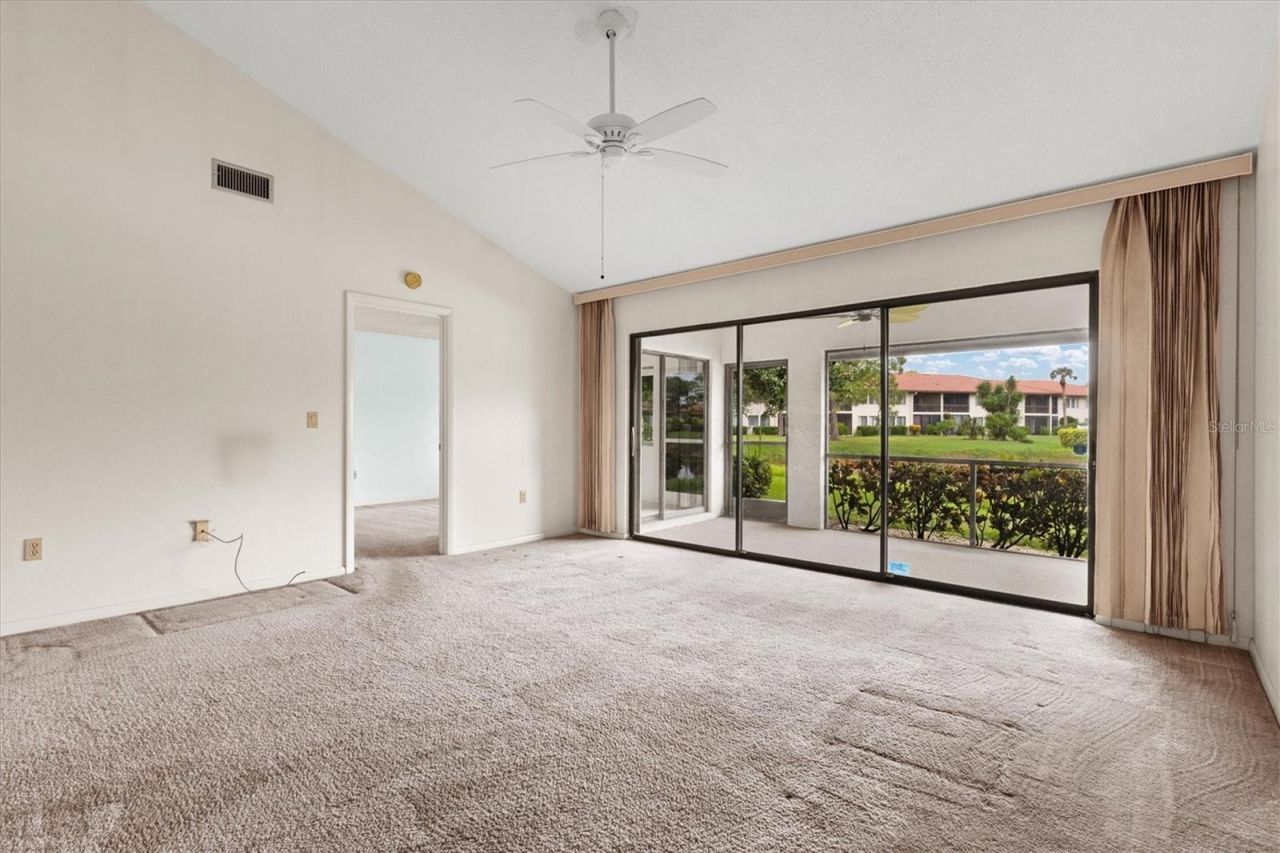 3118 Windrush Bourne, Unit 8, Sarasota, FL 34235 Photo