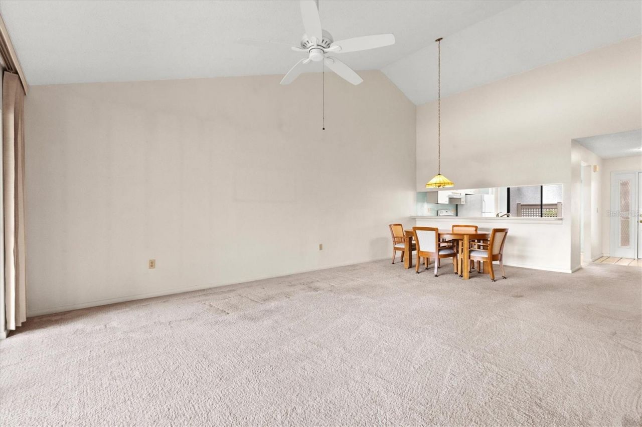 3118 Windrush Bourne, Unit 8, Sarasota, FL 34235 Photo