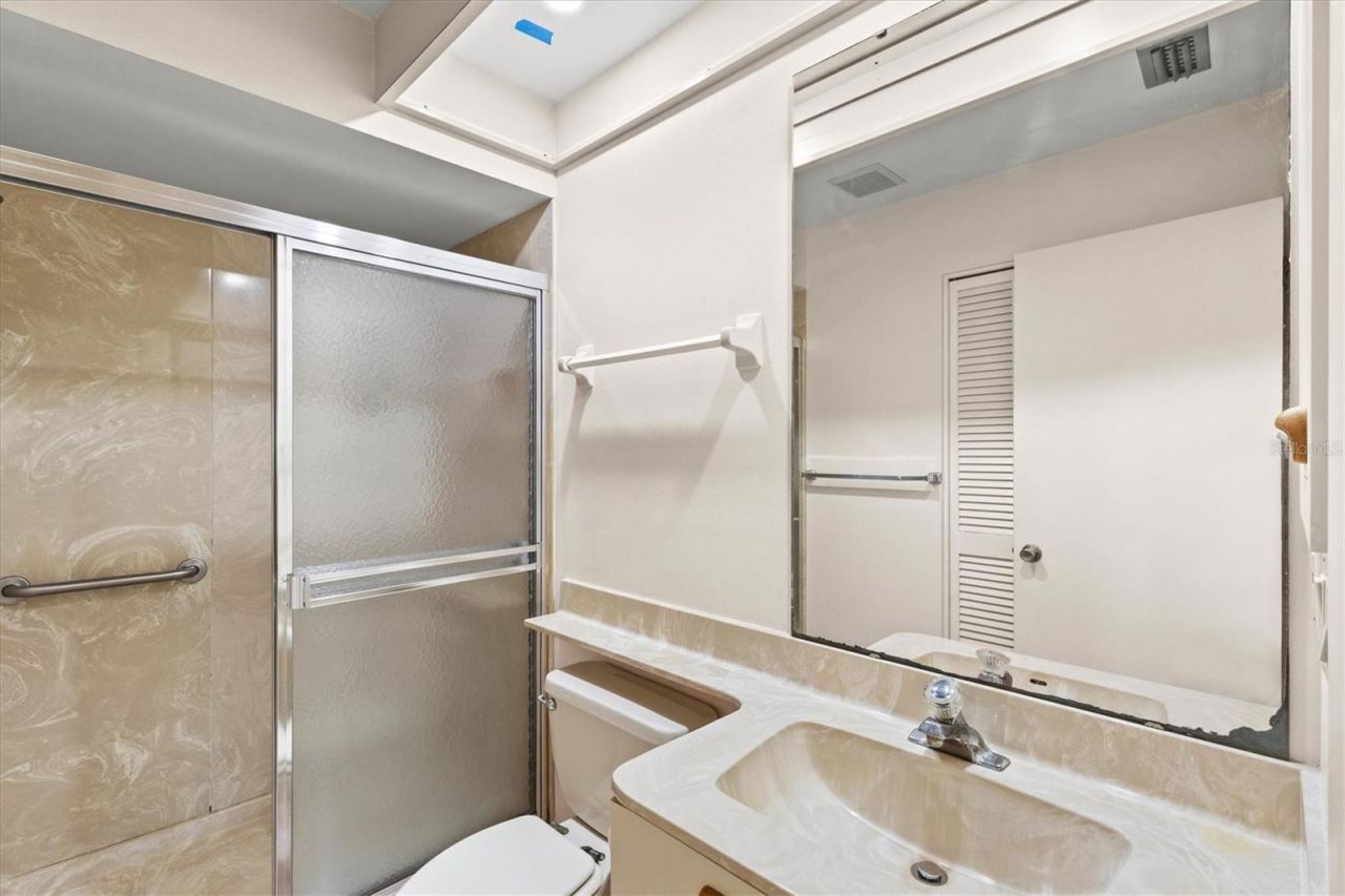 3118 Windrush Bourne, Unit 8, Sarasota, FL 34235 Photo