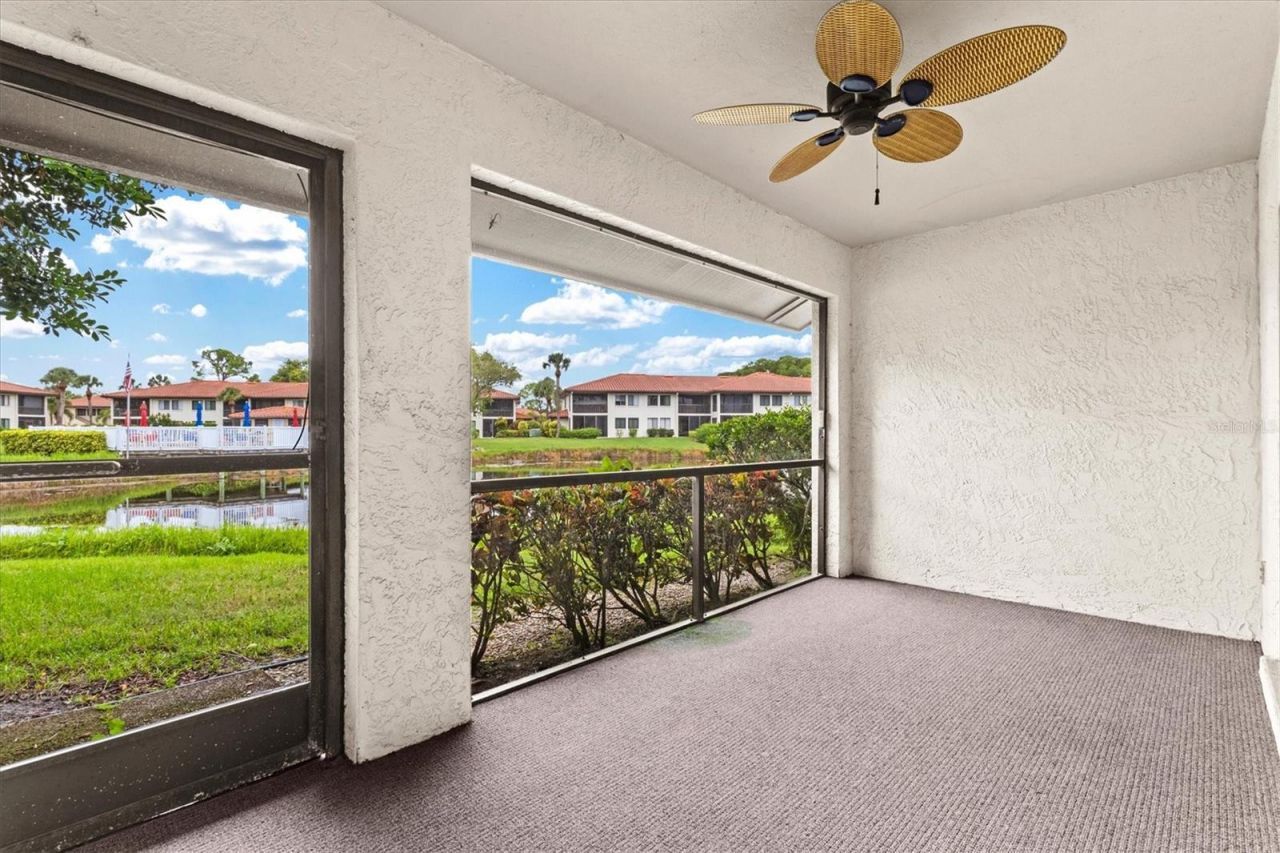 3118 Windrush Bourne, Unit 8, Sarasota, FL 34235 Photo