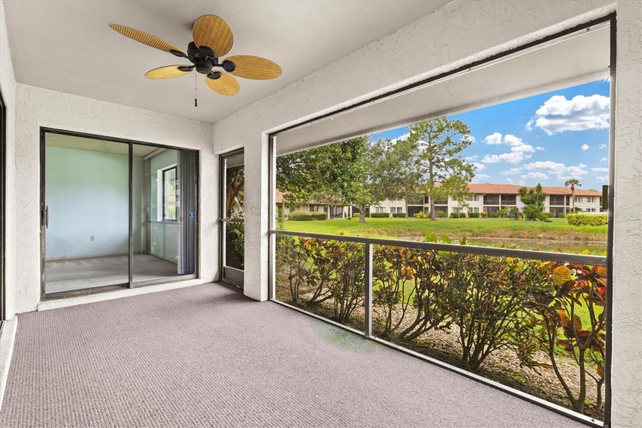 3118 Windrush Bourne, Unit 8, Sarasota, FL 34235 Photo