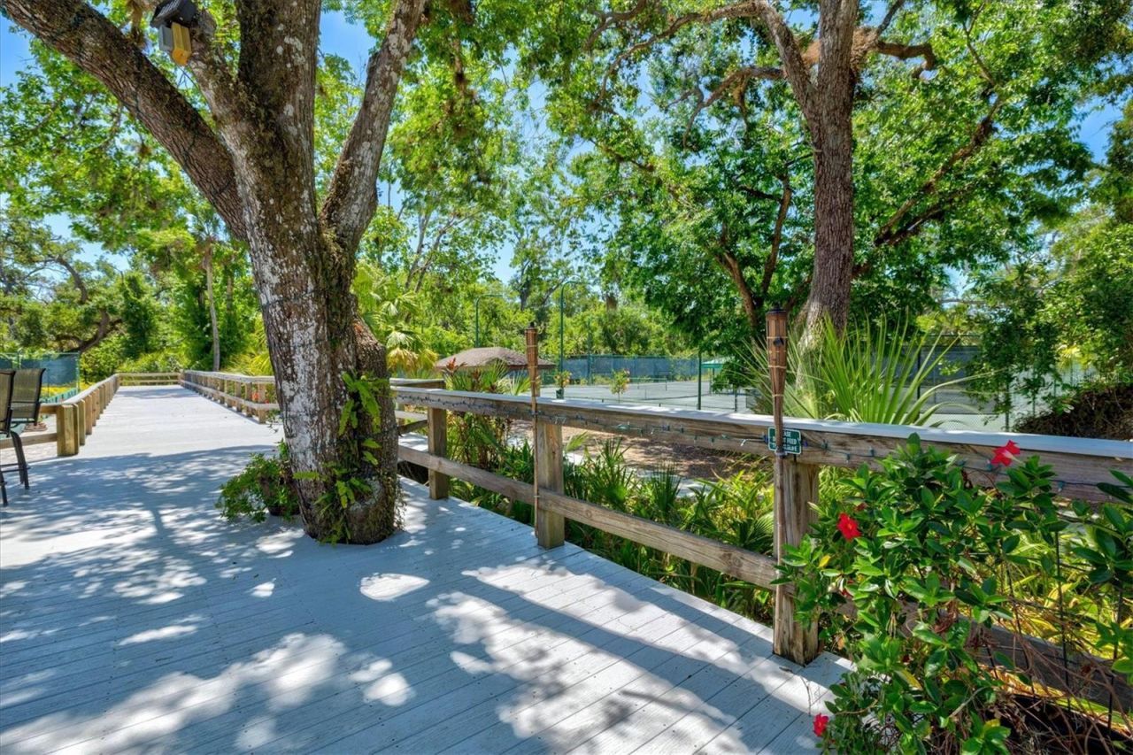 3118 Windrush Bourne, Unit 8, Sarasota, FL 34235 Photo