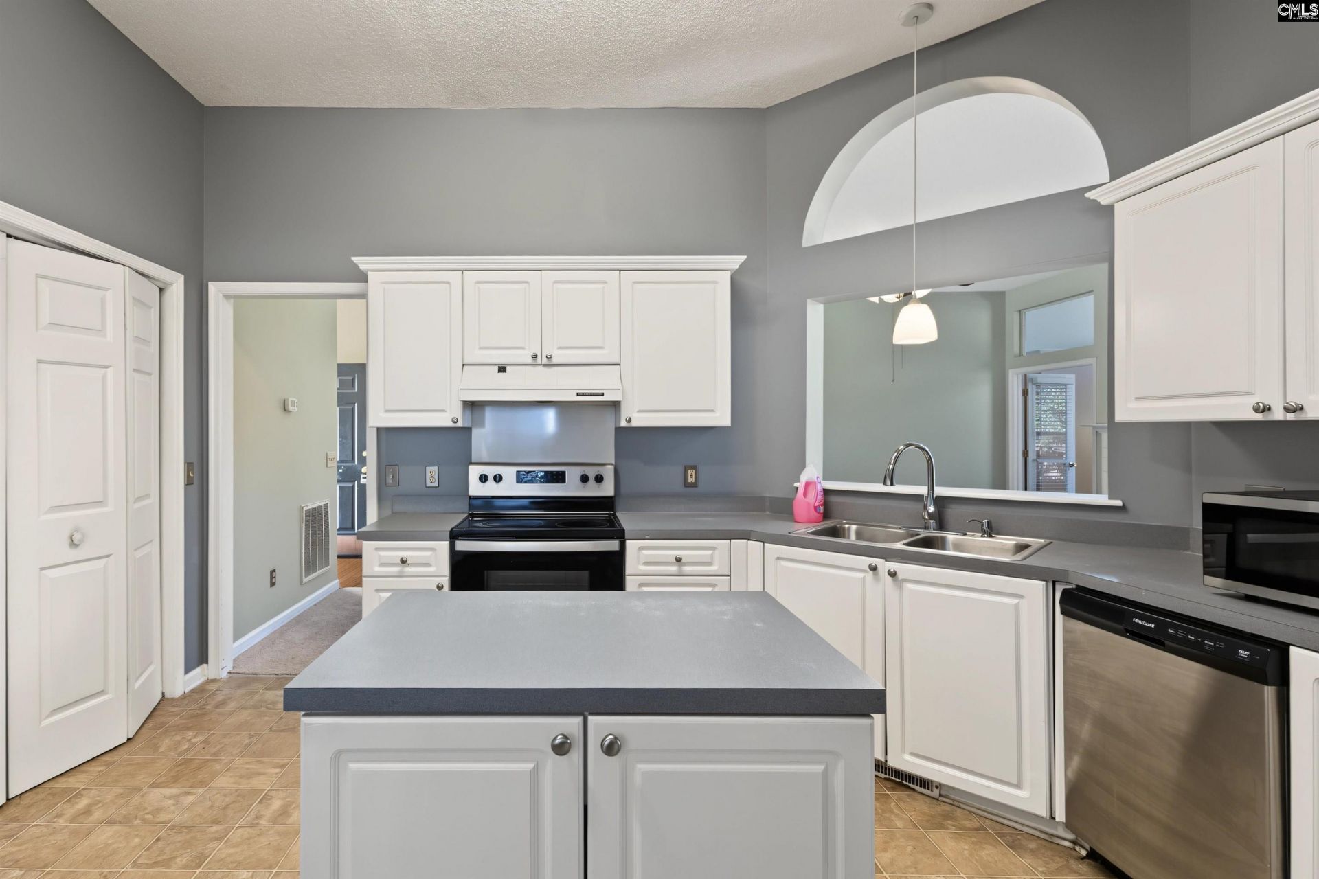 112 Chippenham Circle  Photo 14