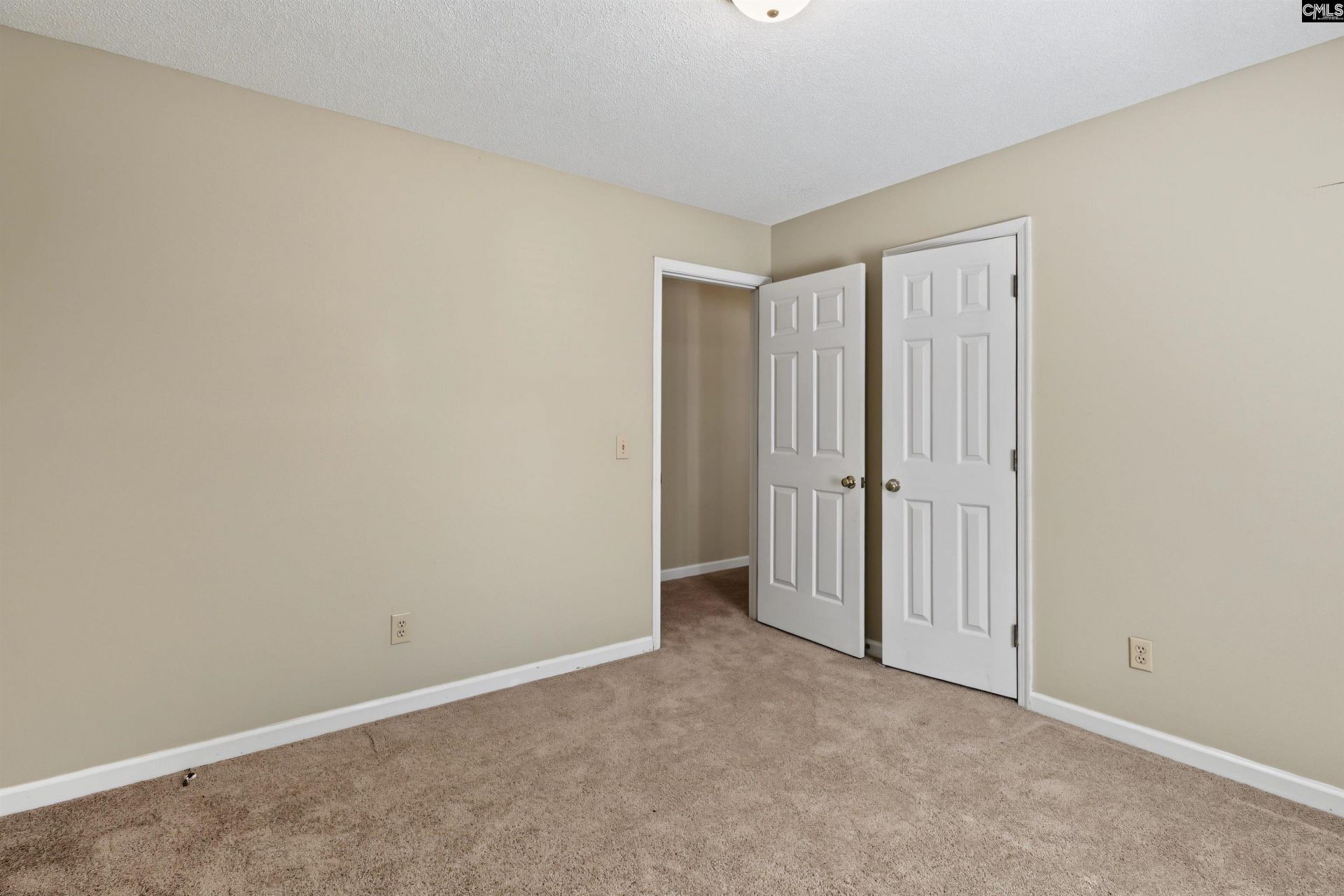 112 Chippenham Circle  Photo 31