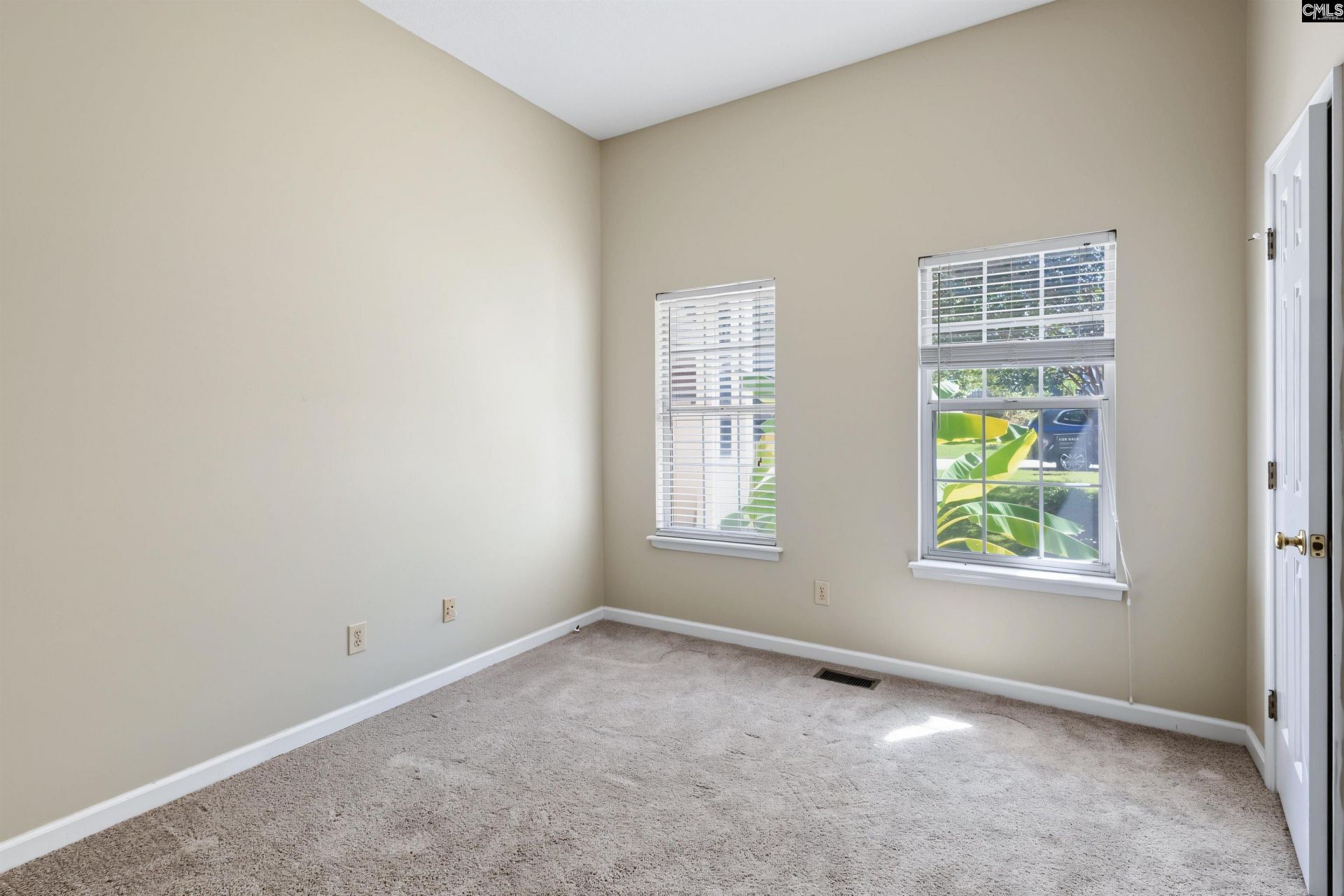112 Chippenham Circle  Photo 32