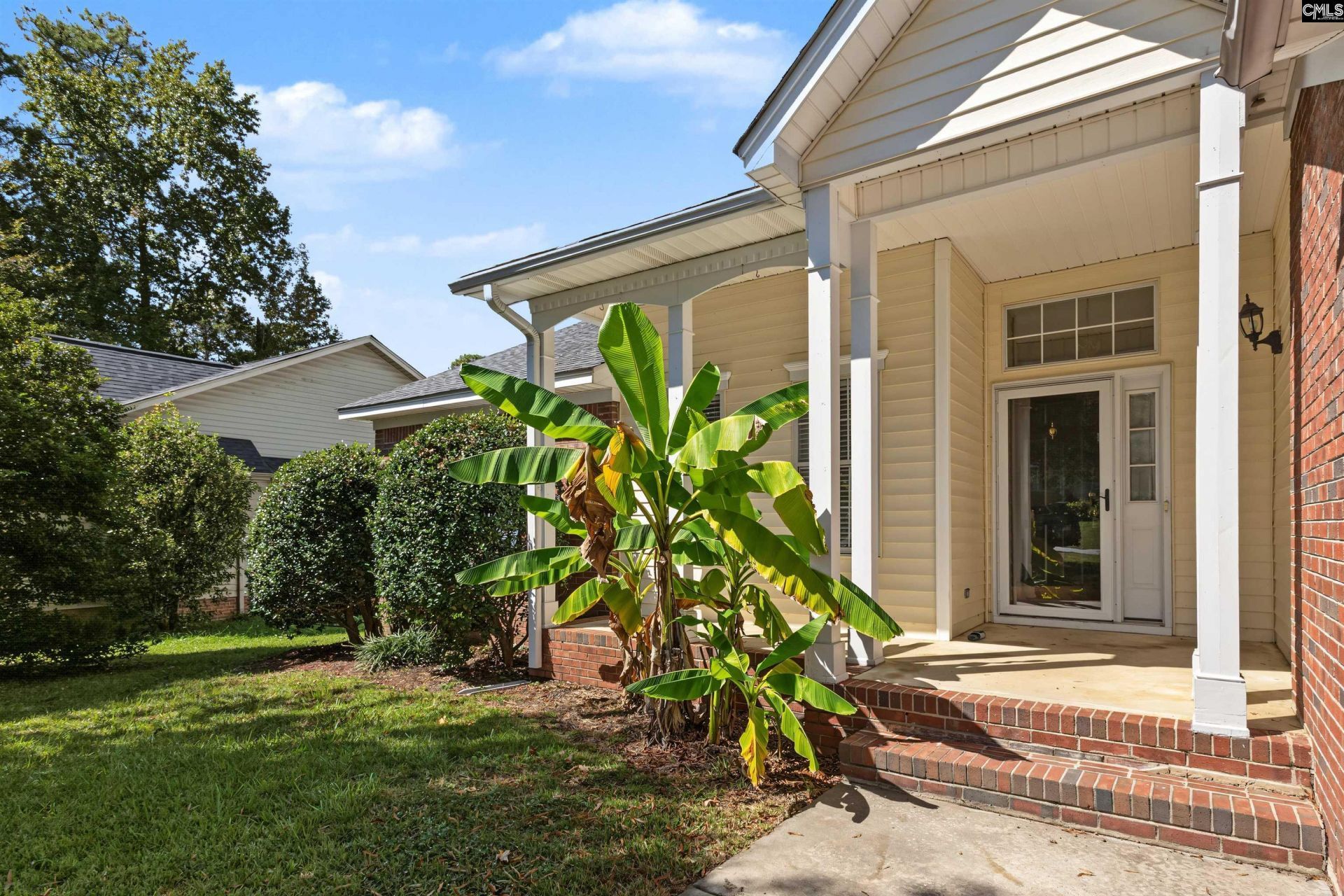 112 Chippenham Circle  Photo 4