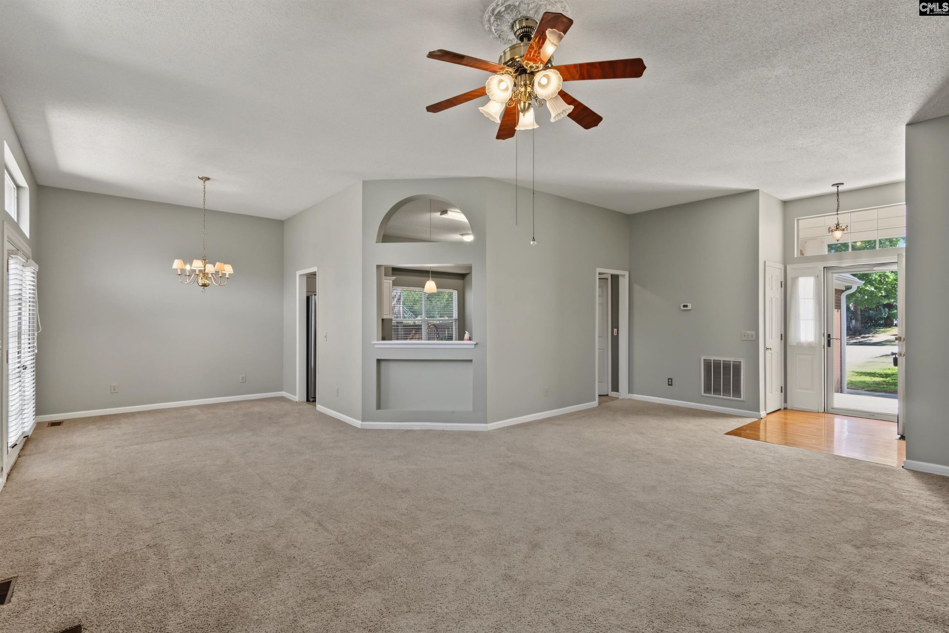 112 Chippenham Circle  Photo 9