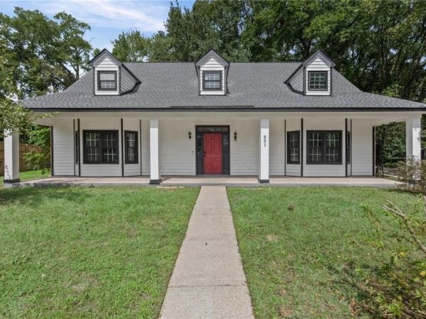 801 Highpoint Circle, Mobile, AL 36693
