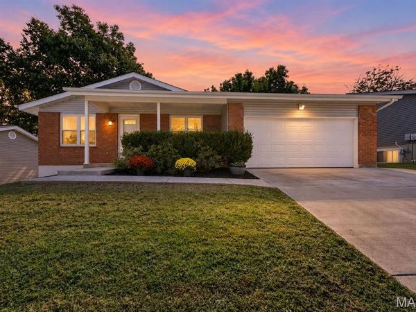 2152 Treasure Island Drive, Imperial, MO 63052