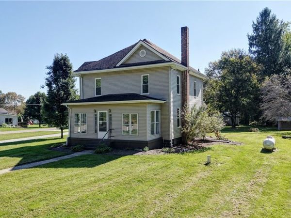 24611 24, Coshocton, OH 43845