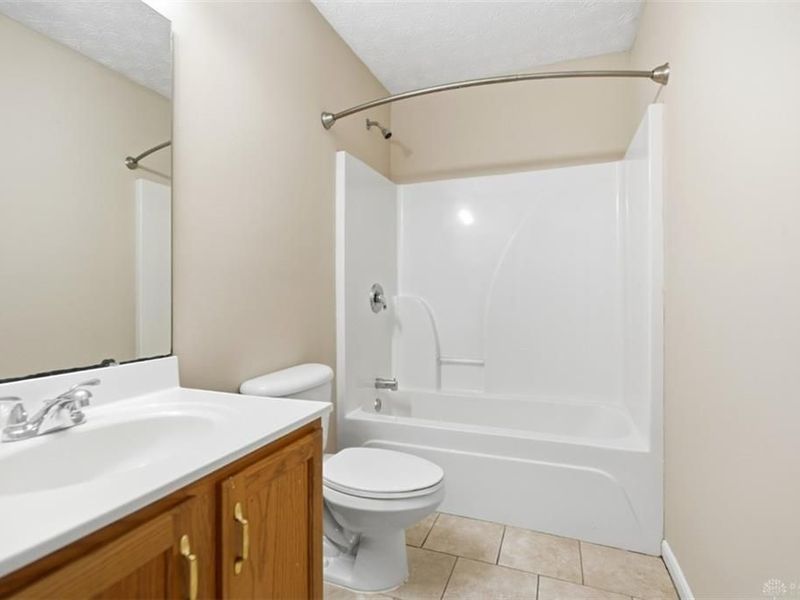 275 Keswick Drive, Monroe, OH 45050 Photo 22