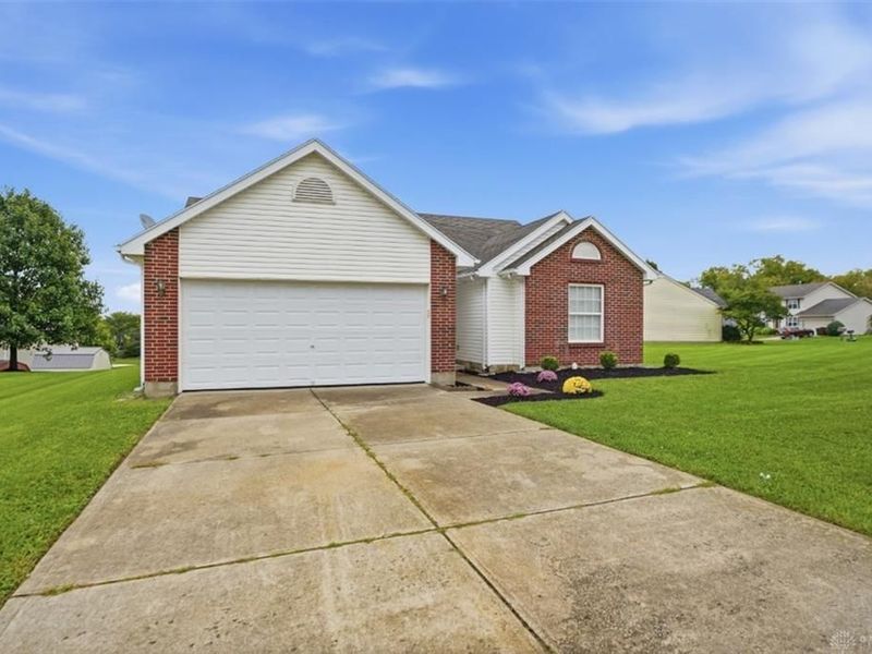 275 Keswick Drive, Monroe, OH 45050 Photo 4