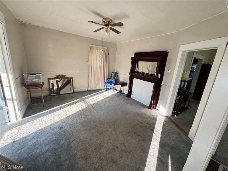 608 Mccready Avenue , Cadiz, OH 43907 Photo 3