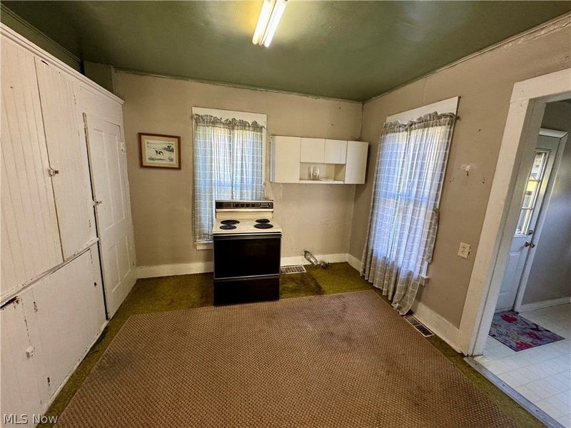 608 Mccready Avenue , Cadiz, OH 43907 Photo 7
