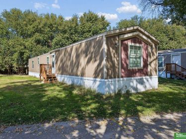 1075 W 8th Street, Unit 9, North Bend, NE 68649