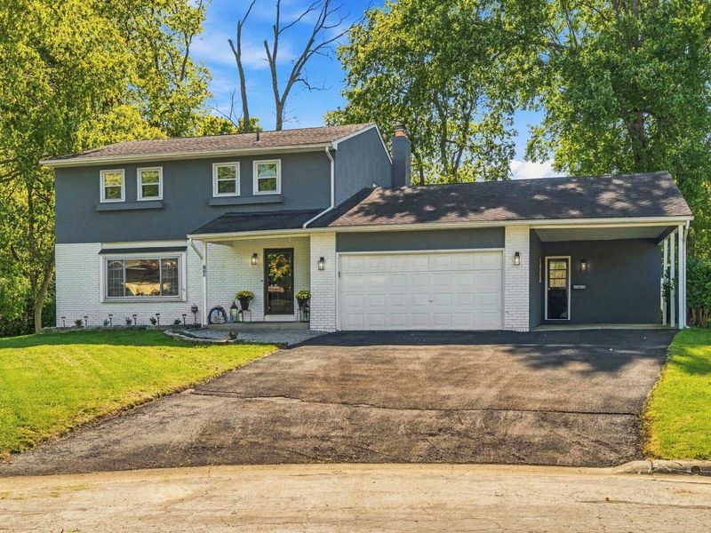 861 Brentford Drive, Columbus, OH 43220 Photo 2