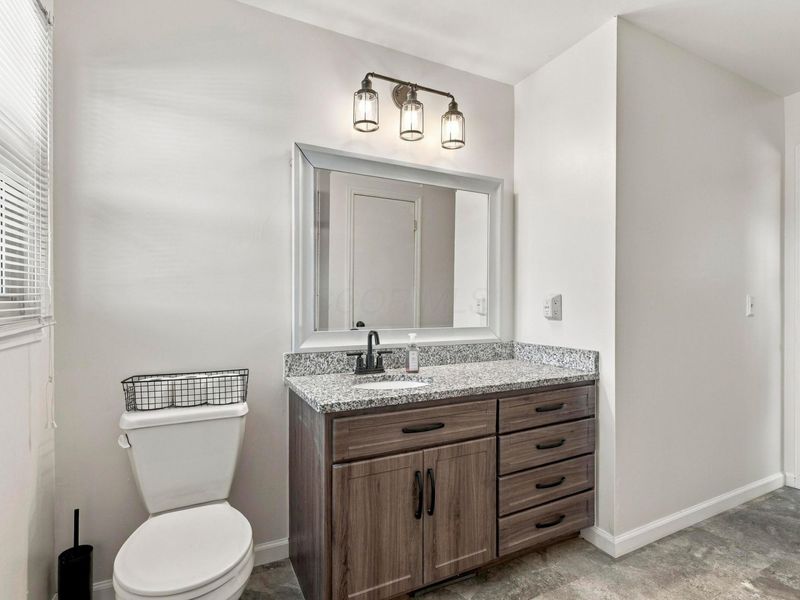 861 Brentford Drive, Columbus, OH 43220 Photo 43