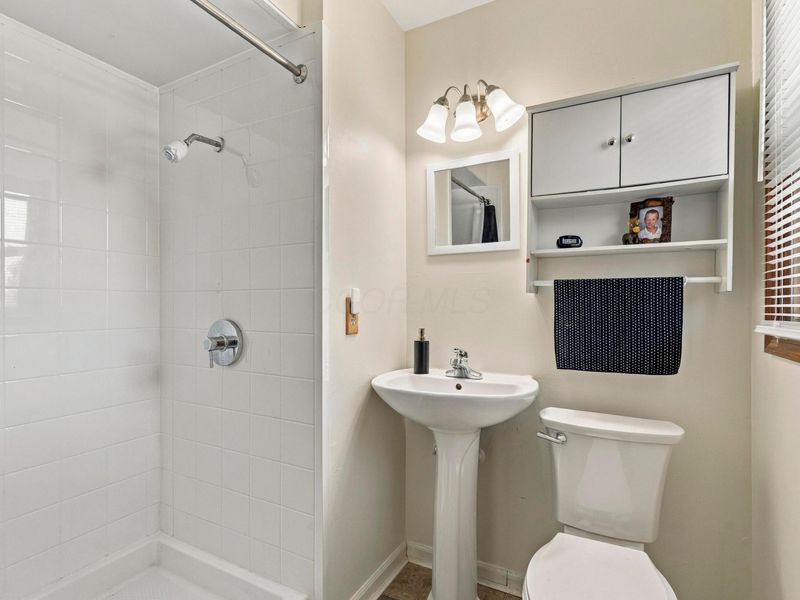 861 Brentford Drive, Columbus, OH 43220 Photo 49