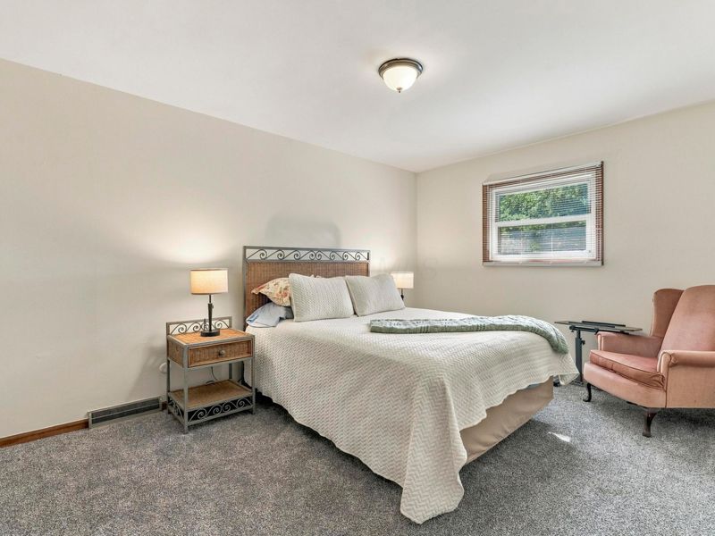 861 Brentford Drive, Columbus, OH 43220 Photo 51