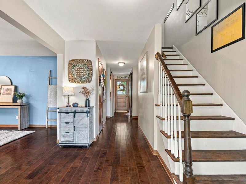 861 Brentford Drive, Columbus, OH 43220 Photo 7