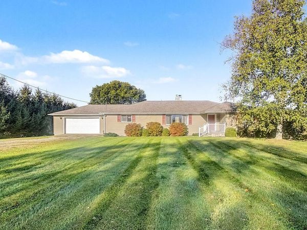 6179 Johnsville Road, Centerburg, OH 43011