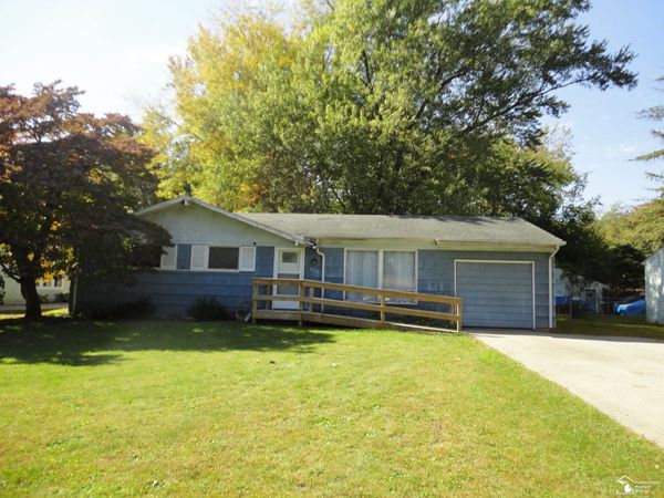 8579 Buerk Drive, Temperance, MI 48182