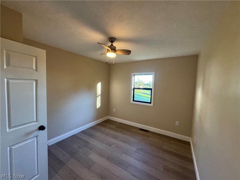 155 E Spring Street , Cadiz, OH 43907 Photo 11