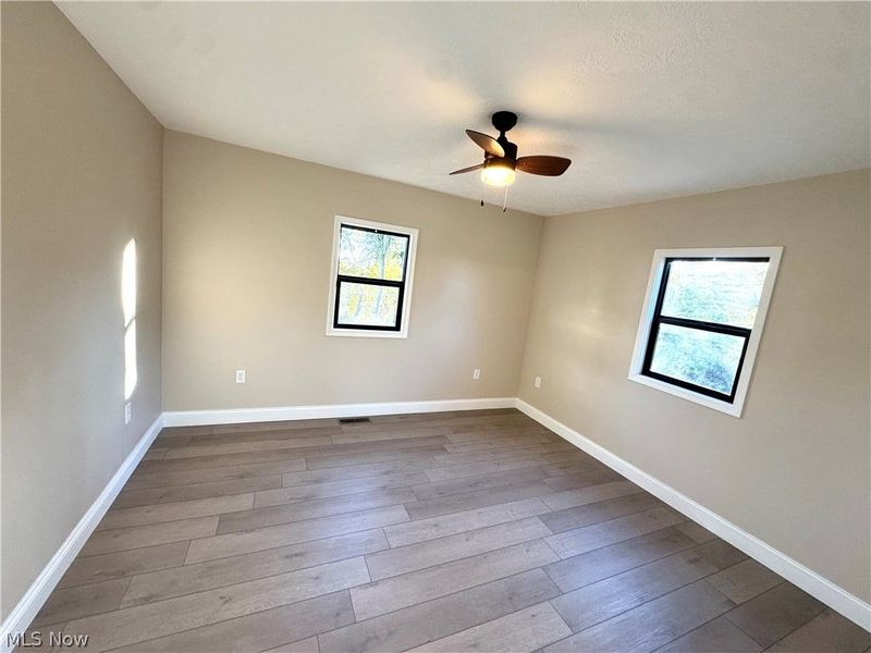 155 E Spring Street , Cadiz, OH 43907 Photo 16