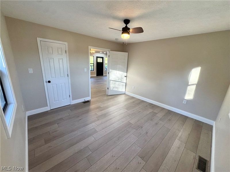 155 E Spring Street , Cadiz, OH 43907 Photo 17