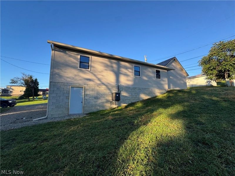 155 E Spring Street , Cadiz, OH 43907 Photo 4